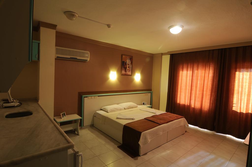 Altinbas Apart Hotel Kusadası Extérieur photo
