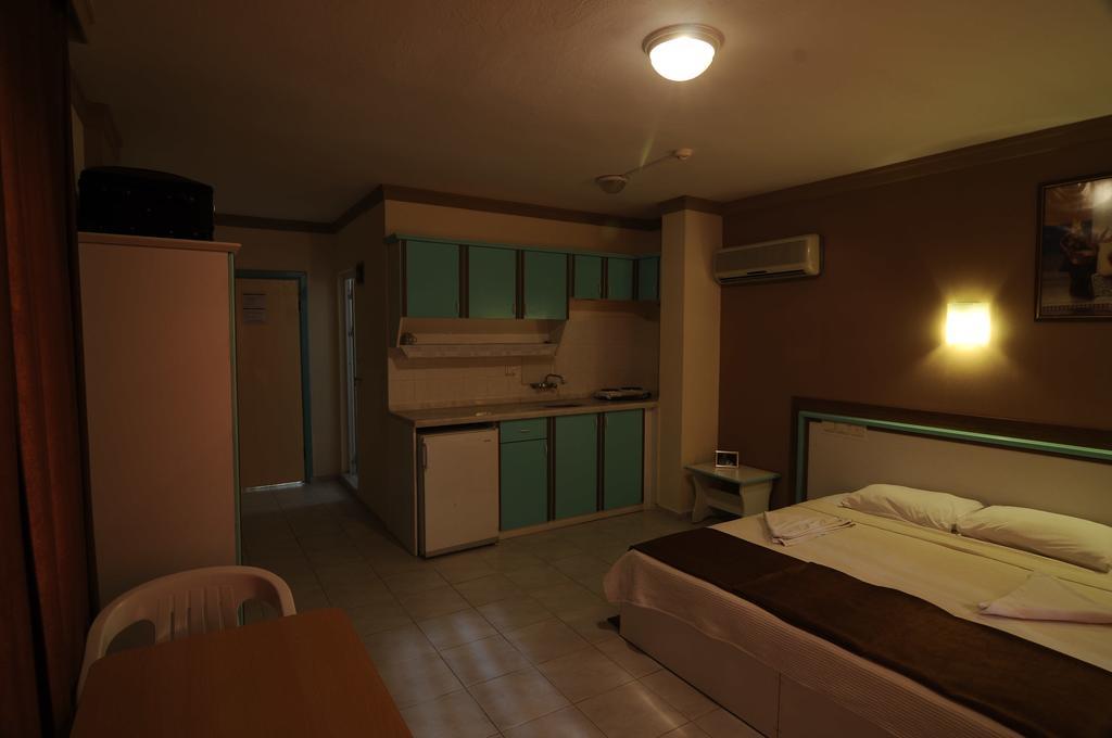 Altinbas Apart Hotel Kusadası Extérieur photo