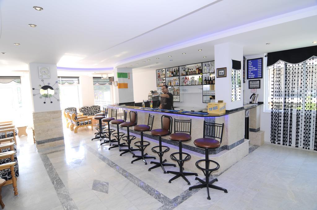 Altinbas Apart Hotel Kusadası Extérieur photo