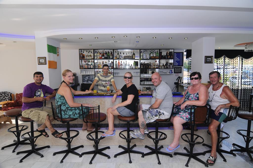 Altinbas Apart Hotel Kusadası Chambre photo